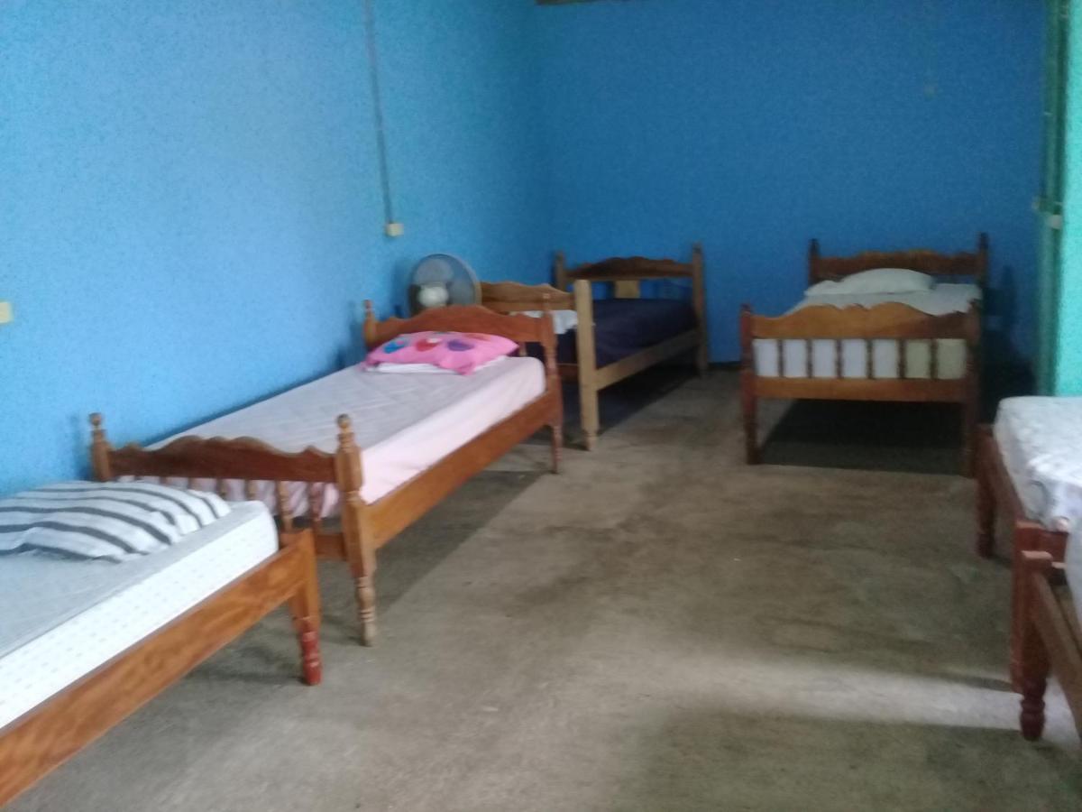 ריבאס Hostal Maria מראה חיצוני תמונה